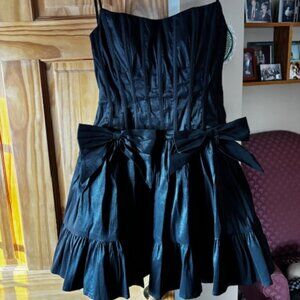 Gorgeous Alex & Sophia black ruffled juniors' party dress, Size 13/14-Corset top